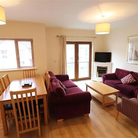 بيت للعطل Kincora Harbour -ideal For Families Contractors Cheapest Price