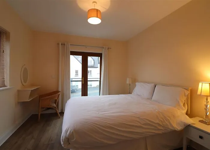 Kincora Harbour -ideal For Families Contractors Cheapest Price בית נופש