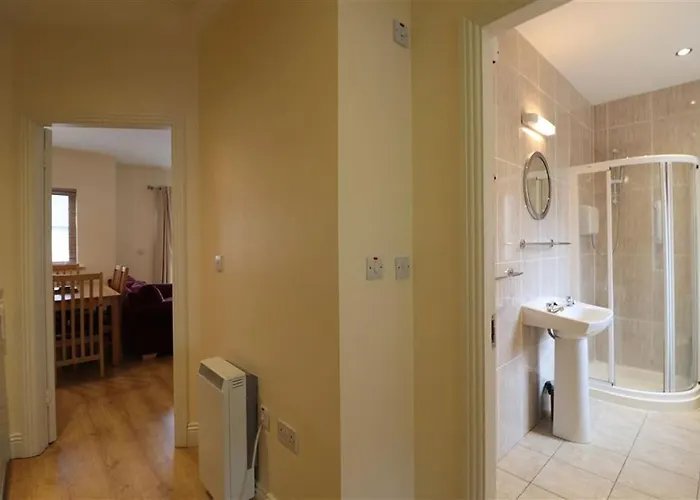 Kincora Harbour -ideal For Families Contractors Cheapest Price בית נופש *